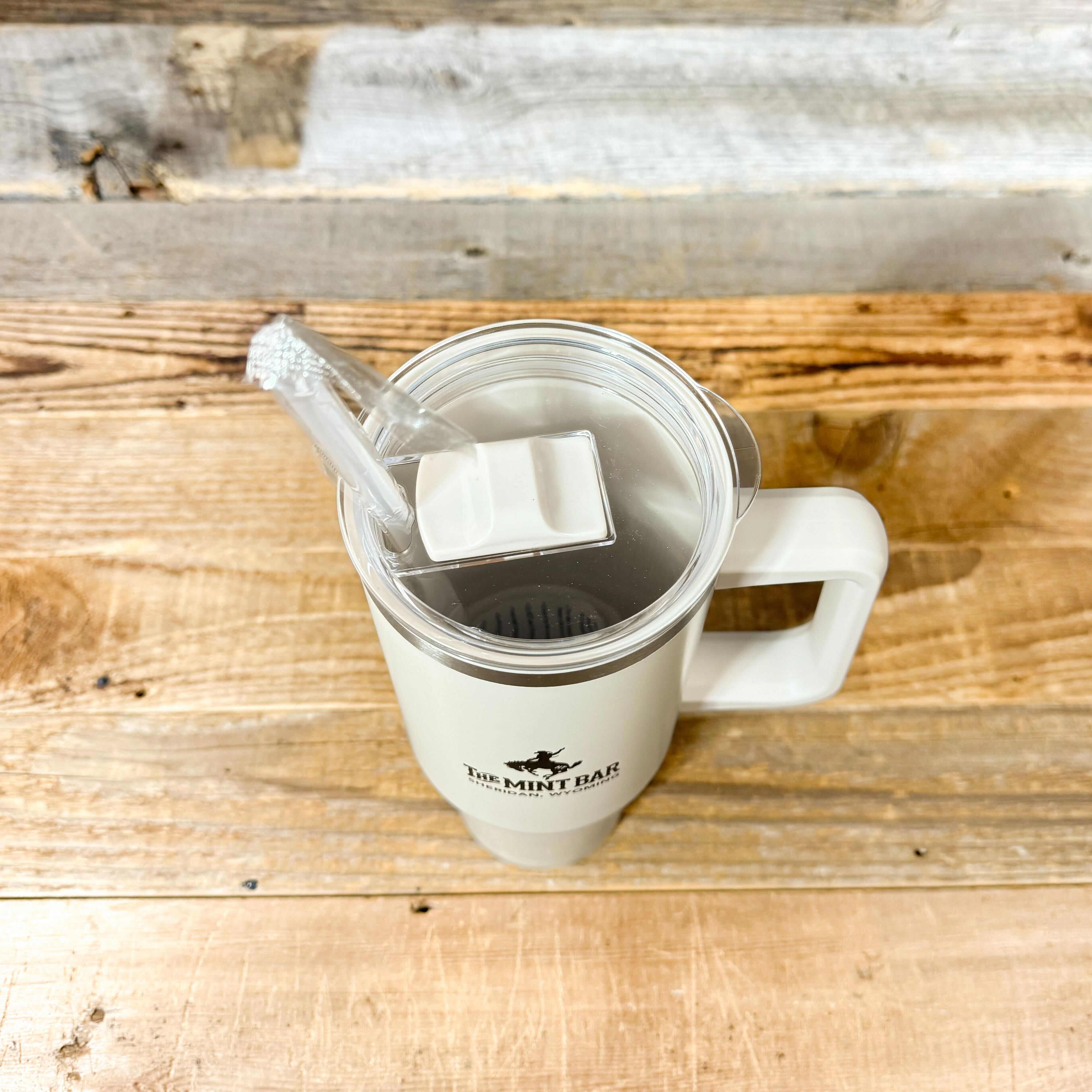 Izzy Mug with Straw - 2 Colors! – THE MINT BAR WYO